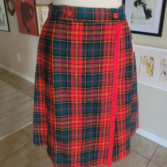 70's Deadstock Montgomery Ward Tartan Fringe Wrap Skirt - Picture 2 of 6